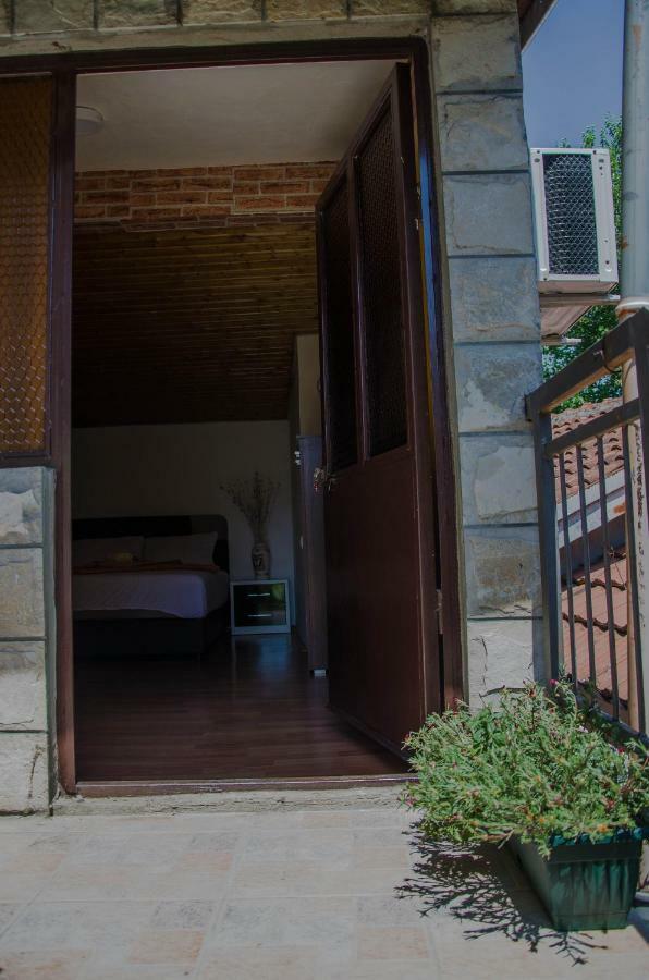 Studio-Apartman Milena Подгорица Экстерьер фото